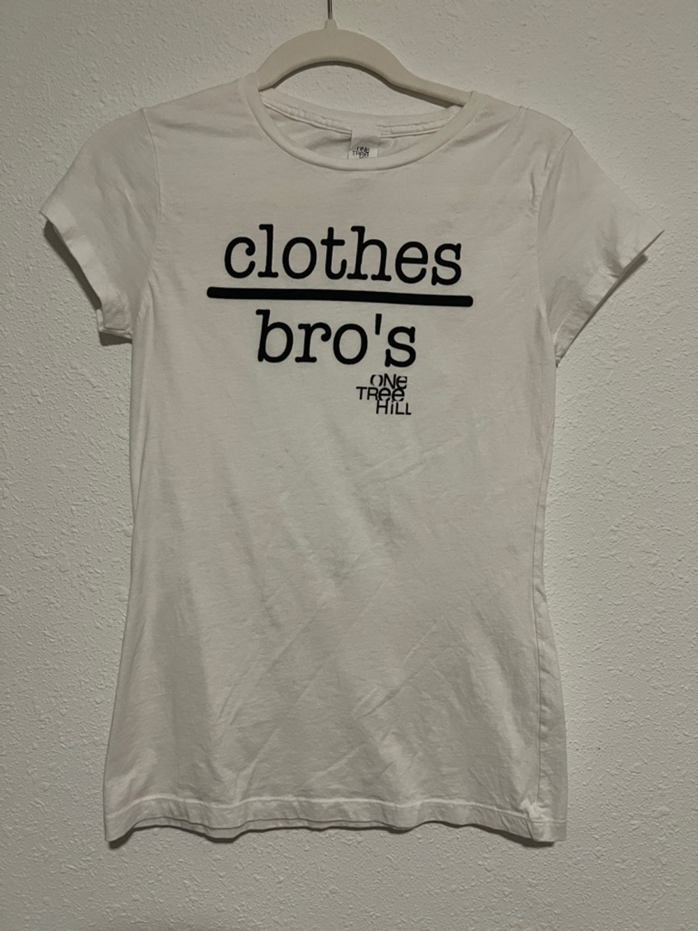 One Tree Hill 'clothes over bro's' Graphic Tee